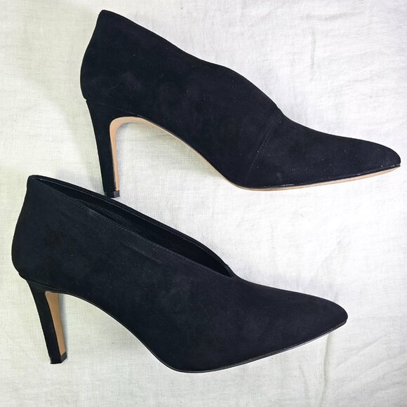 Ann Taylor Oona Suede 3.25” Shootie Pump Bootie 9 Black - Picture 1 of 11